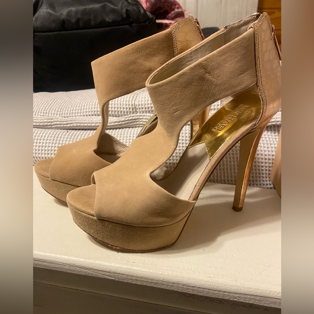 Michael Kors heels. Worn twice. Shoes are nude suede